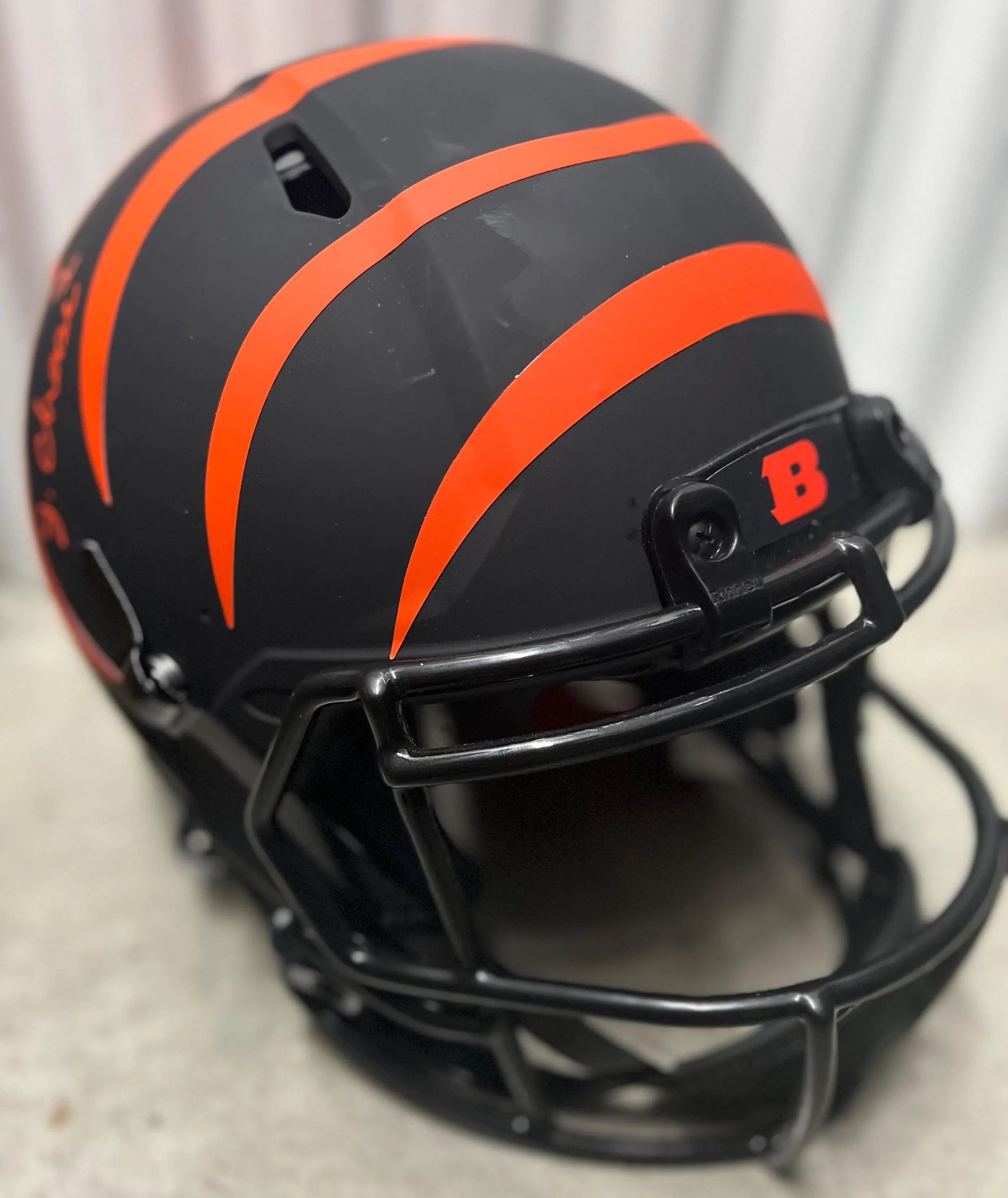 Jamar Chase Signed Full Size Speed Helmet. Beckett Certified