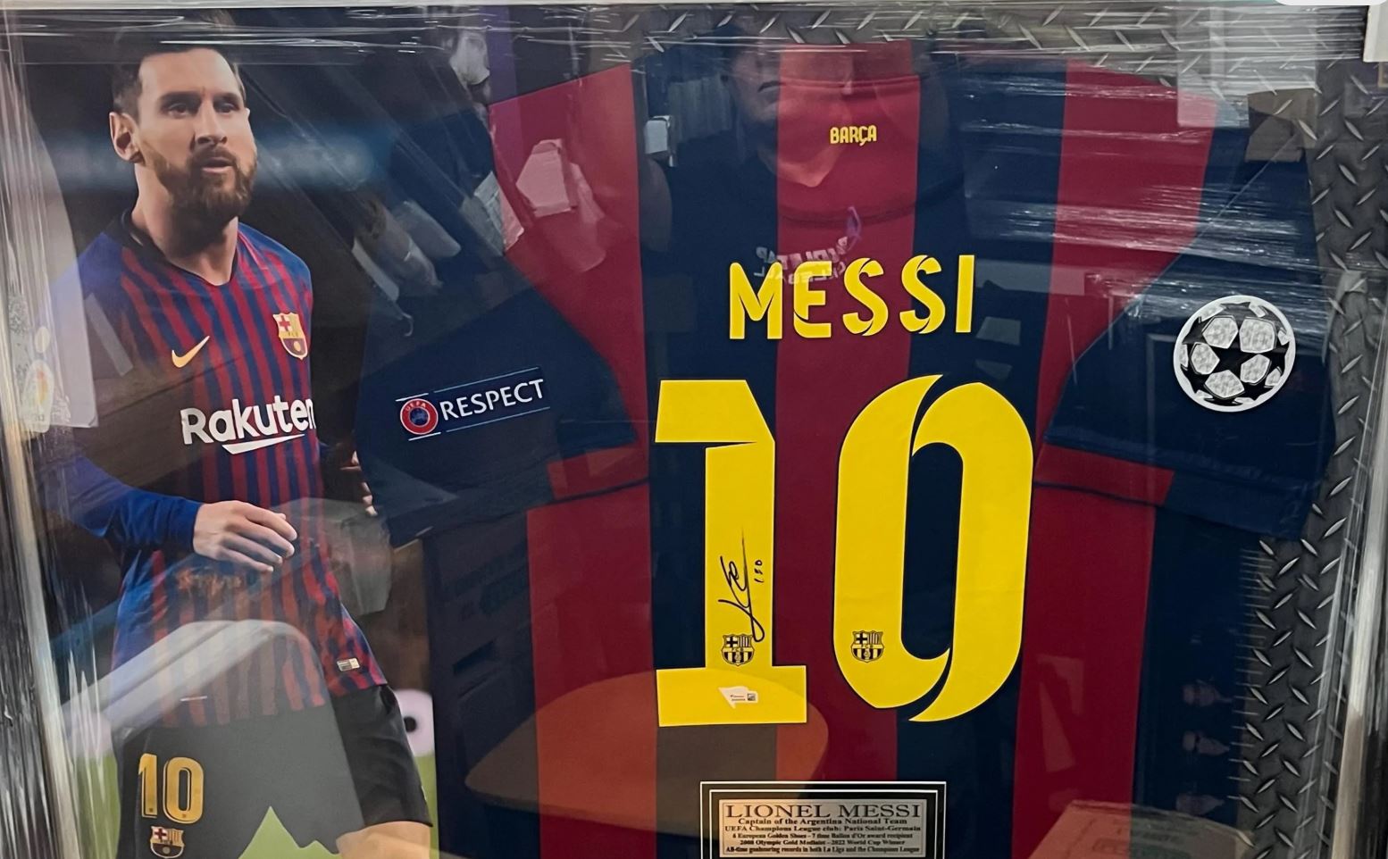 Barcelona  Pro Authentic Jersey Signed by Lionel Messi. Custom Framed